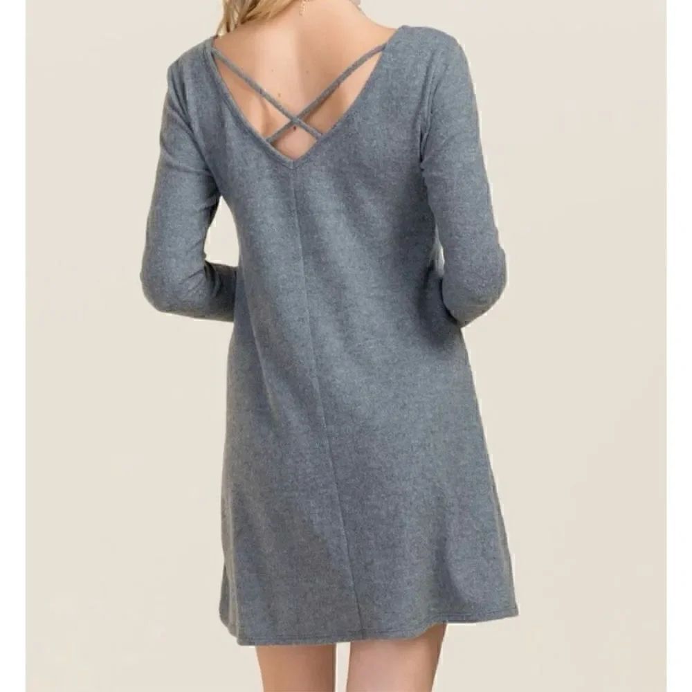 Francesca’s Alya X back Shift Dress Dark Gray Size Small